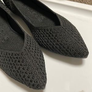 Rothy’s The Point Honey comb Black Solid
